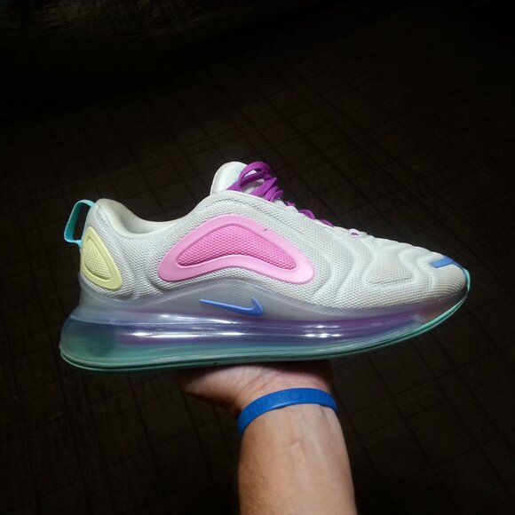 Nike Air Max 720 Women's 10  Athletic Running  Jogging Walking Low Pink Purple - Picture 4 of 16